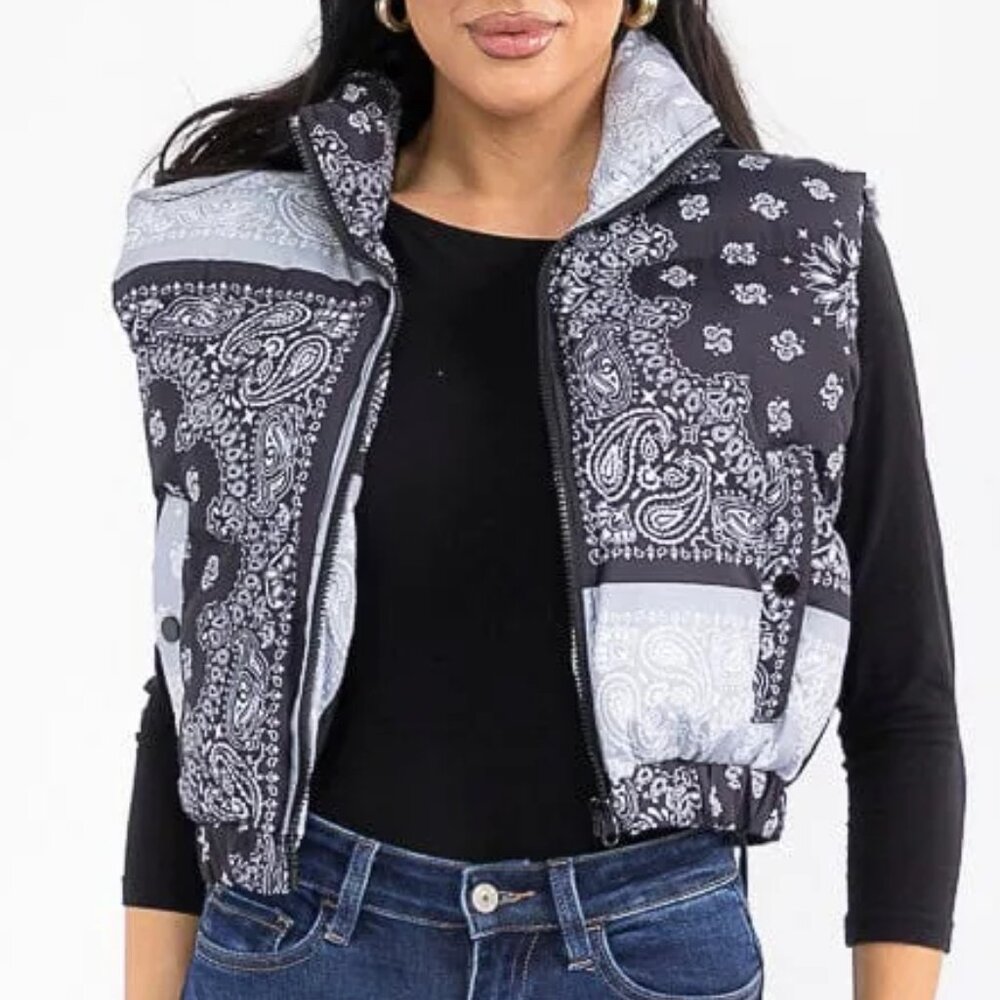 Sleeveless Zip Up Front Pocket Multi Print Paisley Bandana Vest - 36point5